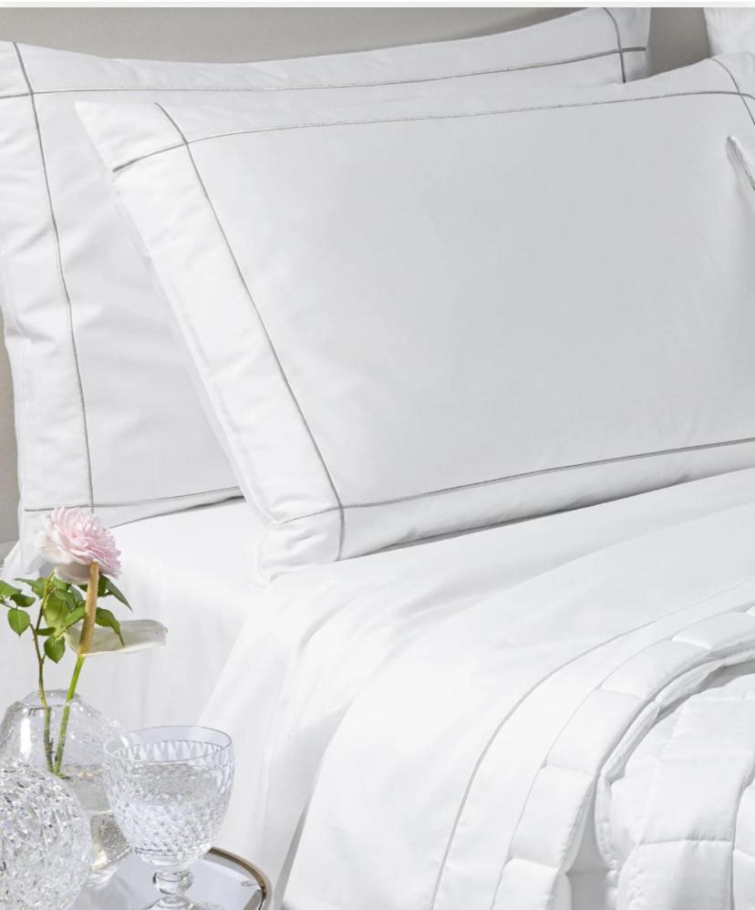 Lora Rose Suite ,Free Parking, Self Check In,2 Комо Екстериор снимка